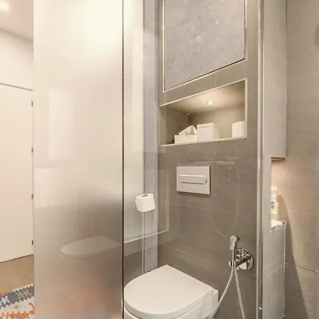 Semesterbostad Royal In A Prestigious Neighborhood, Indoor Pool *