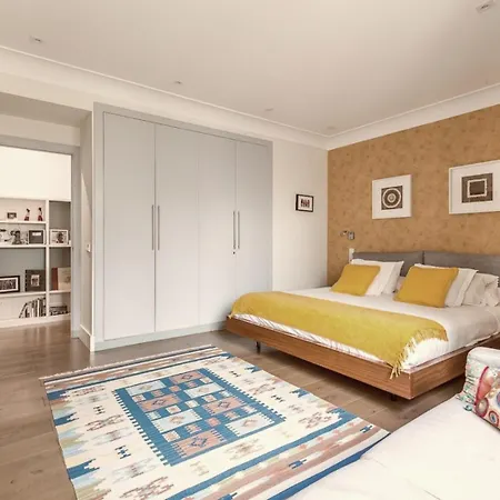 Holiday home Royal In A Prestigious Neighborhood, Indoor Pool Dubrovnik